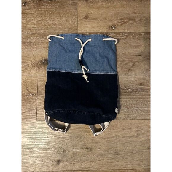 Miss Me Jeans Womens Denim Bag Backpack Hobo NWT - Picture 1 of 4